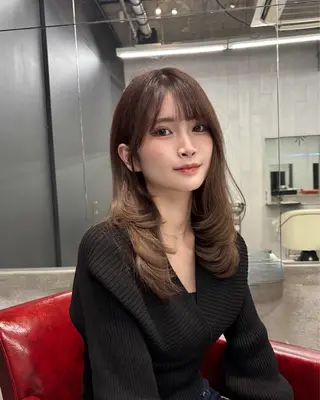 セミロング 細井 友貴のヘアスタイル