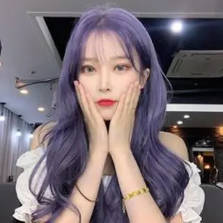 カラー ロング 💓ブリーチ特化 透明感💓あい💓のヘアスタイル