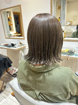 ミディアム カラー 大川 夏実のヘアスタイル