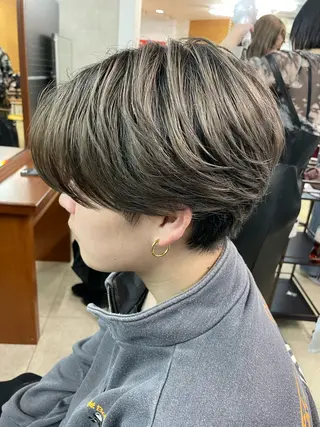 ショート カラー メンズ 🌈透明感カラー 韓国 ミライ🇰🇷のヘアスタイル