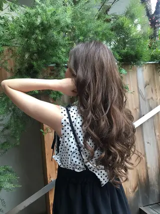 ロング カラー パーマ ヘアアレンジ Device ディバイスのヘアスタイル