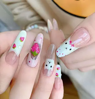 ネイル Oomiya 服部のネイルデザイン