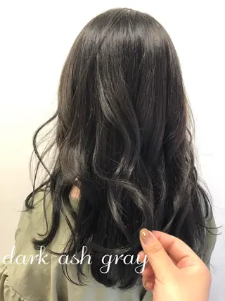 ロング カラー 中村 玲のヘアスタイル