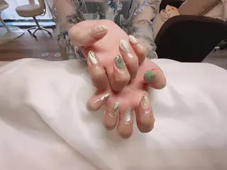 ネイル Ui_Amor (パラジェル)のネイルデザイン