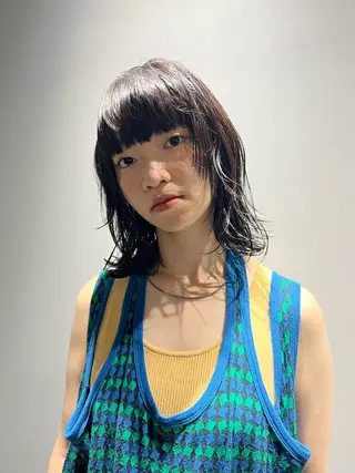 ミディアム 松﨑 零央のヘアスタイル