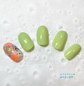 ネイル 森のさんぽ道所属・ショートネイル 森のさんぽ道のネイルデザイン