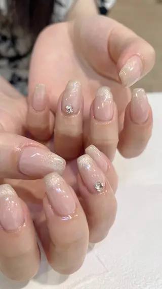 ネイル 鈴木 里奈のネイルデザイン