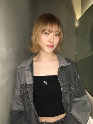 ショート Momoka🪷 /ハイトーンのヘアスタイル