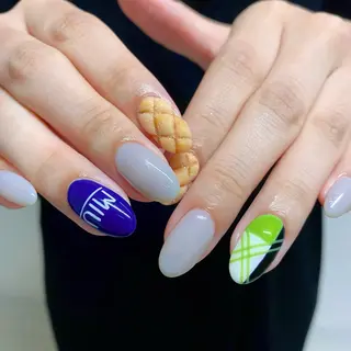 ネイル Blomeel Nailのネイルデザイン