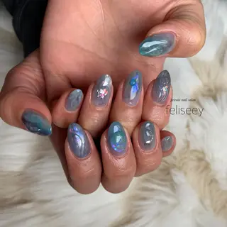ネイル feliseey 〘フェリシー 〙のネイルデザイン