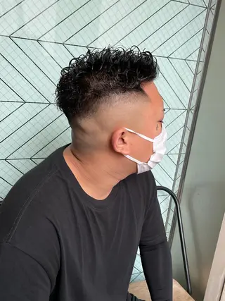 パーマ メンズ Le'a所属・渋谷/フェード/ 國分 翔のヘアスタイル