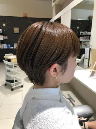 ショート レイヤー/韓国風/ 縮毛矯正/沖谷航のヘアスタイル