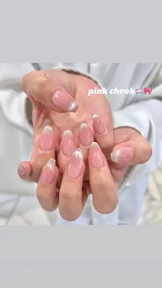 ネイル 🎀チーク/ちゅるん 🫧chisa🎀のネイルデザイン