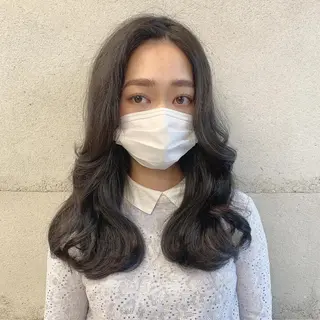 ミディアム カラー 透明感/オリーブ/ グレージュ/YUKAのヘアスタイル