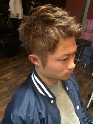 ショート カラー メンズ 河内 哲也のヘアスタイル