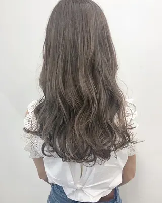 セミロング カラー 🦄インナーカラー 🦄貫井彩花のヘアスタイル