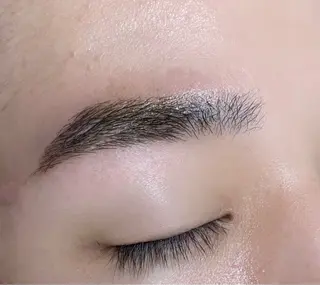 メンズ アイブロウ LUNELLA☾ ໋ SANKAのマツエク・マツパデザイン