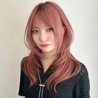 セミロング 🌹ハッシュカット、 レイヤー韓国ヘア🌹のヘアスタイル