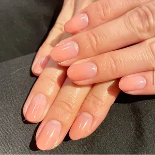 ネイル biene 鴨下愛美のネイルデザイン