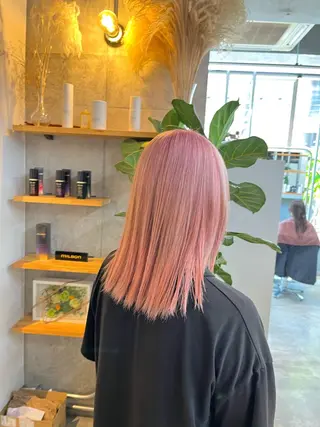 ミディアム カラー ハイトーンカラ ー/小川のヘアスタイル