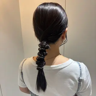 ミディアム ヘアアレンジ AVANCE.西田辺店所属・加藤 彩花のヘアスタイル