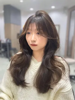 ロング 映える顔まわり/前髪 特化 💗 ユキマのヘアスタイル