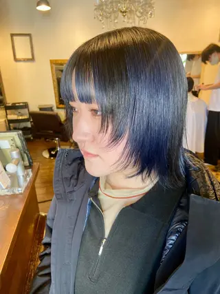 ミディアム カラー aW HAIRカンノ カナエのヘアスタイル