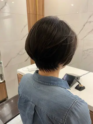 ショート 村中 逸紀のヘアスタイル