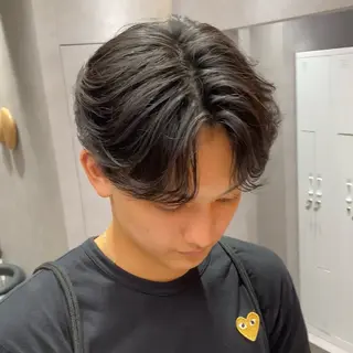 ショート 新宿/センターパート /パーマ/モリオのヘアスタイル