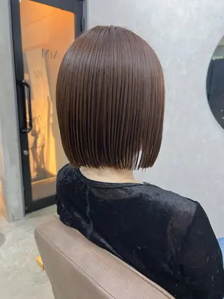ショート カラー YUI ハイトーンカラーのヘアスタイル