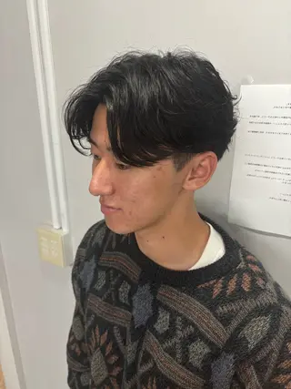 メンズ メンズ特化✨️ 韓国風パーマ🔥一八のヘアスタイル