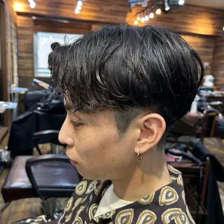 ショート パーマ メンズ ツイスパ/メンズ特化 🦋𝑺𝑶𝑵𝑬のヘアスタイル