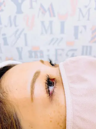 マツエク・マツパ 村上 由紀のヘアスタイル