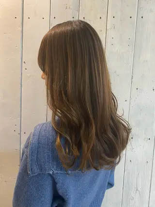 セミロング hair make pur所属・ストレート🌹カラー お任せを🌈bucoのヘアスタイル