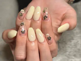 ネイル Verura所属・Ura Rのネイルデザイン