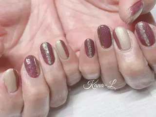 ネイル 芦辺 香奈のネイルデザイン