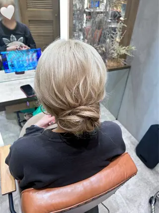 ヘアアレンジ 🍀olelo国立 🐱みどりこのヘアスタイル