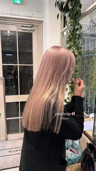 ロング カラー Lomalia Rukaのヘアスタイル