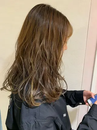 ロング カラー パーマ ヘアアレンジ ネイル マツエク・マツパ レイヤー＆カラー 人気美容師倉崎涼のヘアスタイル