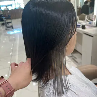 ミディアム 三箇島 陽香のヘアスタイル