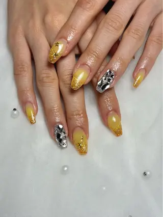 ネイル Rive. 酒井のネイルデザイン