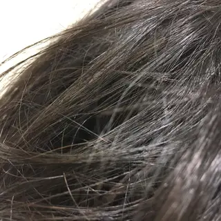 カラー ゴーズゴー マドカのヘアスタイル