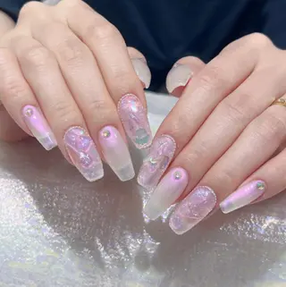 ネイル Queens ゲンのネイルデザイン