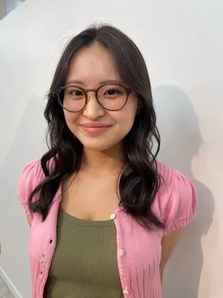 セミロング niuniu所属・萩原 見咲のヘアスタイル