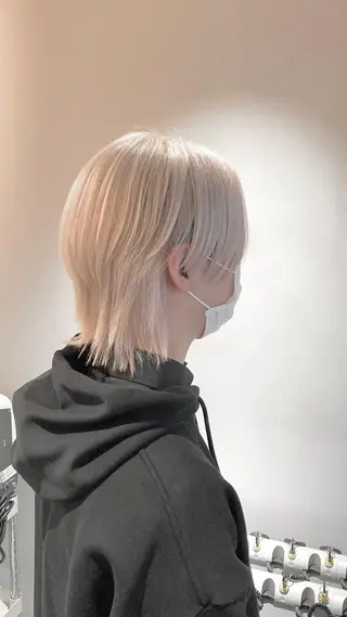 ショート カラー 透明感ハイトーン☆ 今津 佑太のヘアスタイル