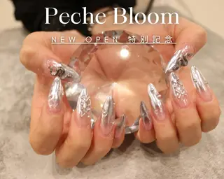 ネイル PecheBloom パラジェルフィルインのネイルデザイン