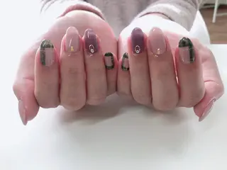 ネイル Lily Roseスタッフ一同のマツエク・マツパデザイン