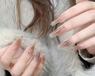 ネイル VIVIAN エイのネイルデザイン