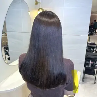 ロング 韓国風/小顔レイヤー /艶カラーのヘアスタイル