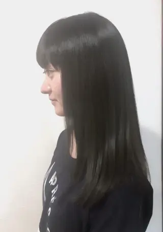 セミロング カラー レイヤーカット匠 イソザキノリユキのヘアスタイル